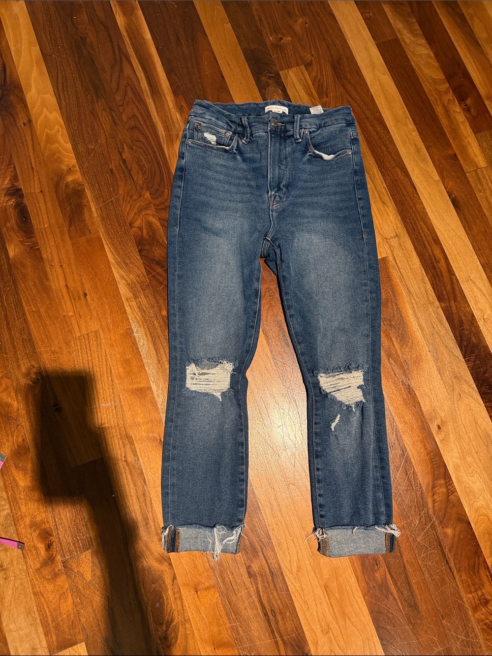 Good American Blue Distressed capri Jeans